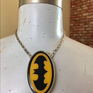 Batman choker